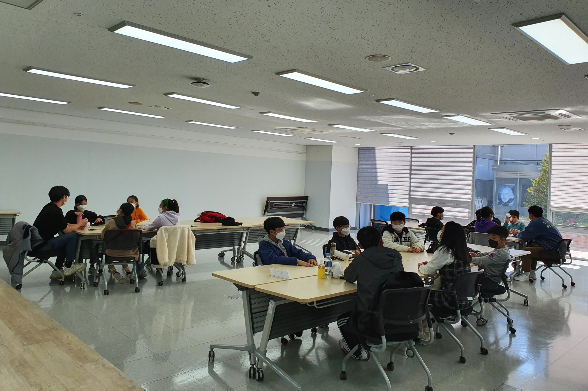 [진로멘토링] 견학형 프로그램(목포영재원) < 교육스케치 < 교육 : 국립광주과학관 [진로멘토링] 견학형 프로그램(목포영재원)  < 교육스케치... 
